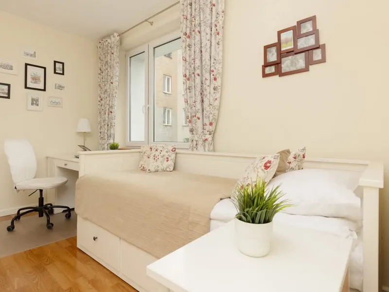 Elegant Apartment in the Center | Balcony | 2 Bedrooms – photo 2