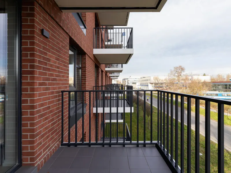 Stylish Apartment | Parking, Balcony, Air Conditioning – photo 5