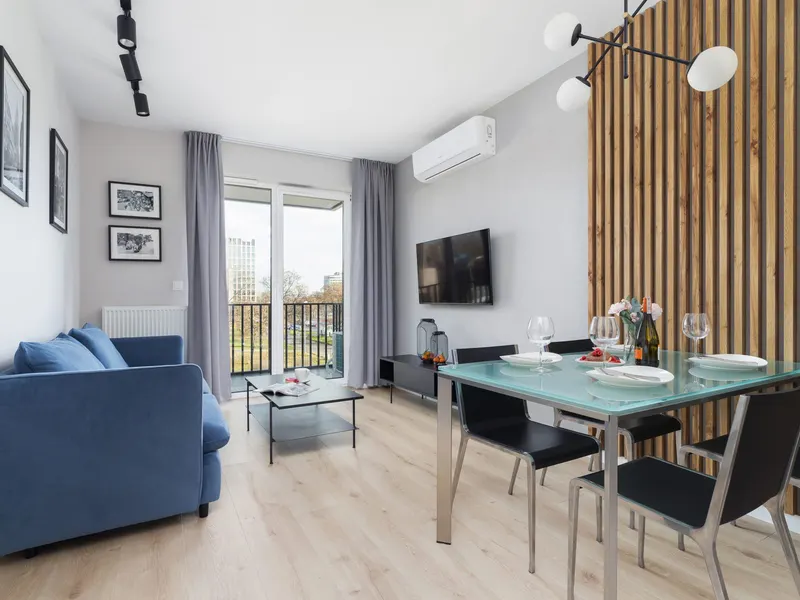 Stylish Apartment | Parking, Balcony, Air Conditioning – photo 2