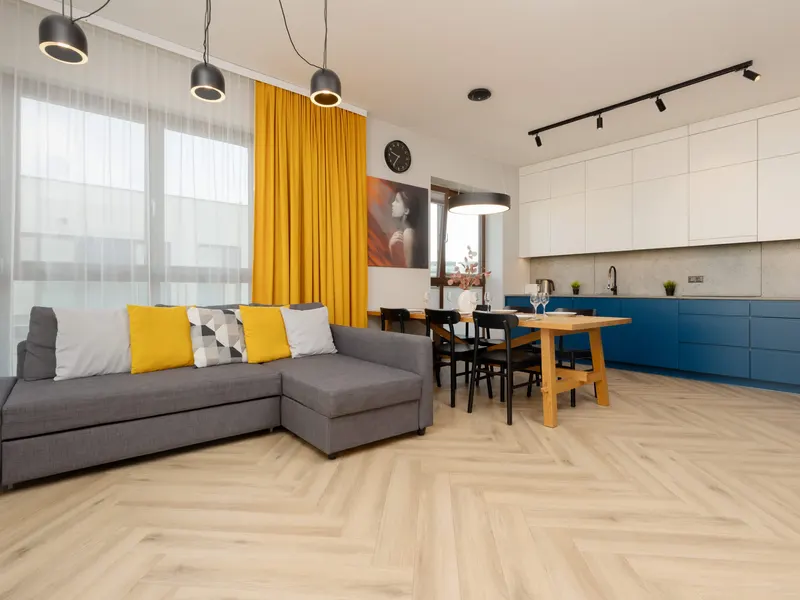 Familien-Appartement mit Balkon | Drei Schlafzimmer – Foto 1