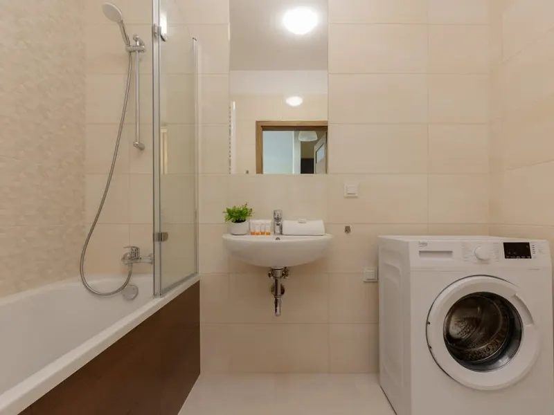 Stylowy Apartament na Ochocie | Parking, Balkon, Blisko Lotniska – zdjęcie 5