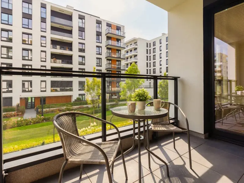 Stylowy Apartament na Ochocie | Parking, Balkon, Blisko Lotniska – zdjęcie 3