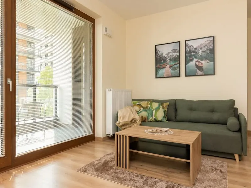 Stylowy Apartament na Ochocie | Parking, Balkon, Blisko Lotniska – zdjęcie 1