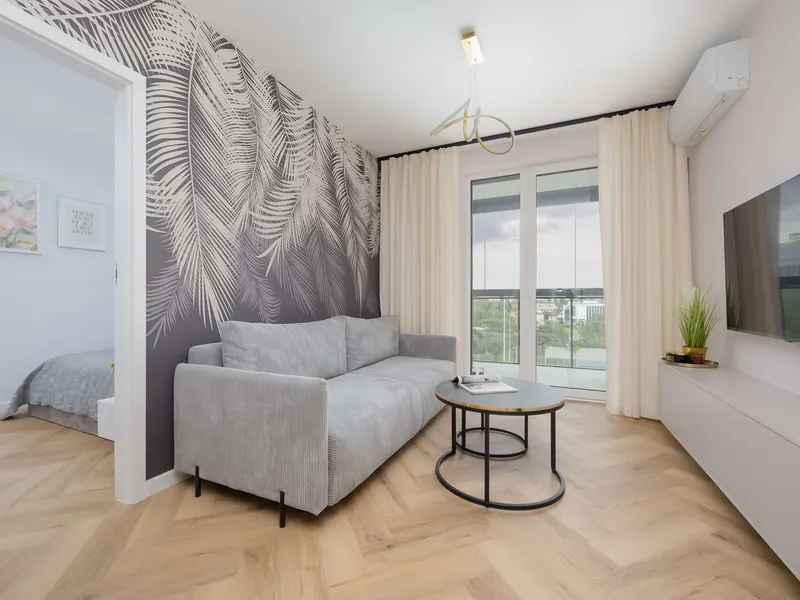 Functional Apartment in Warsaw | Balcony and Parking – photo 5