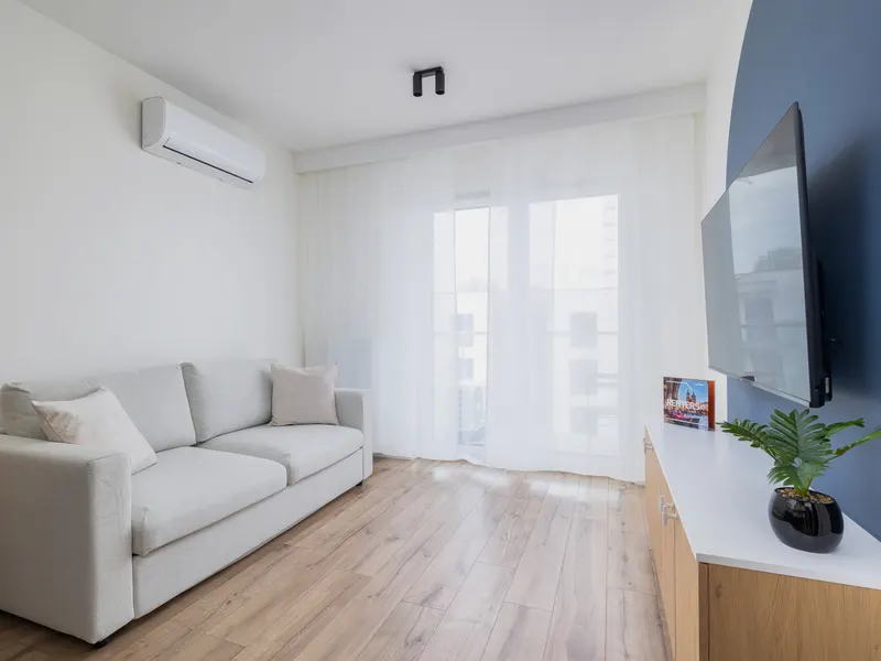 Comfortable Apartment with Parking | Balcony, Close to the Beach – photo 1
