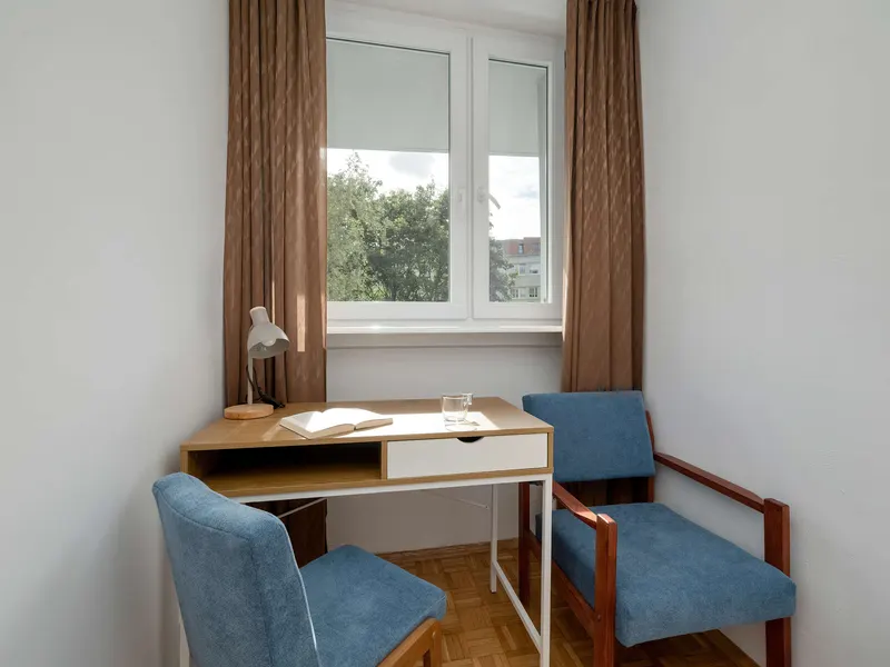 Funkcjonalny Apartament | Balkon, Miejsce do Pracy, 2 Sypialnie – zdjęcie 3