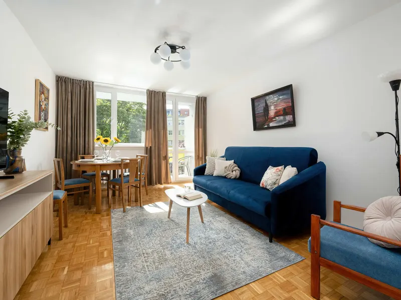 Funkcjonalny Apartament | Balkon, Miejsce do Pracy, 2 Sypialnie – zdjęcie 1