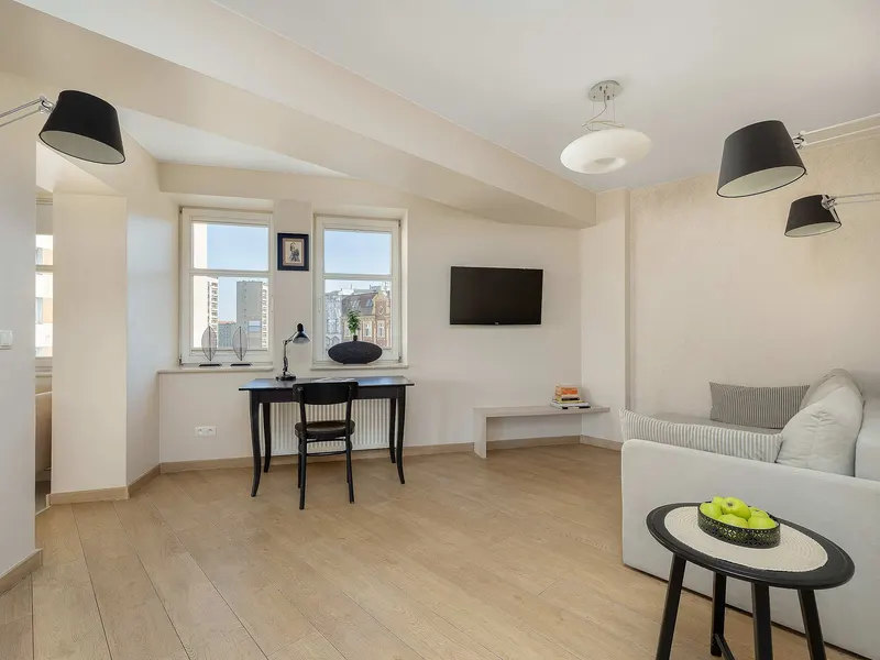 Spacious Apartment in the Center | Balcony | Castle – photo 4