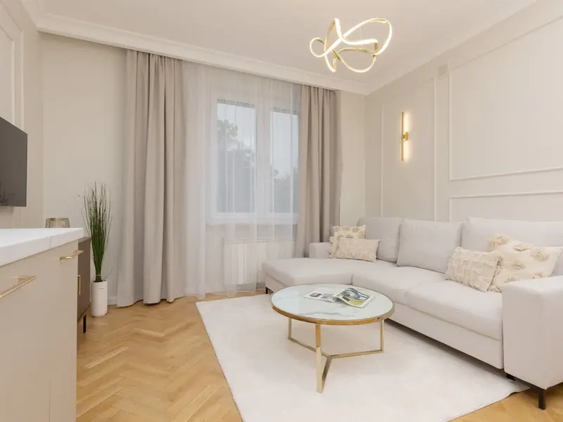 Warschau | Bitwy Warszawskiej 1920 r. 10 | Bright Apartment | Close to the City Centre – Foto 4