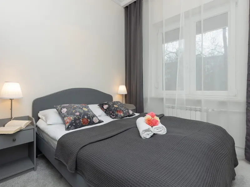 Spacious Apartment | Two Separate Bedrooms – photo 4