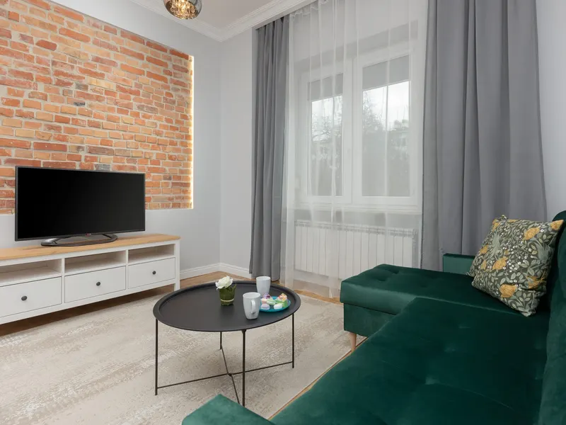 Spacious Apartment | Two Separate Bedrooms – photo 3