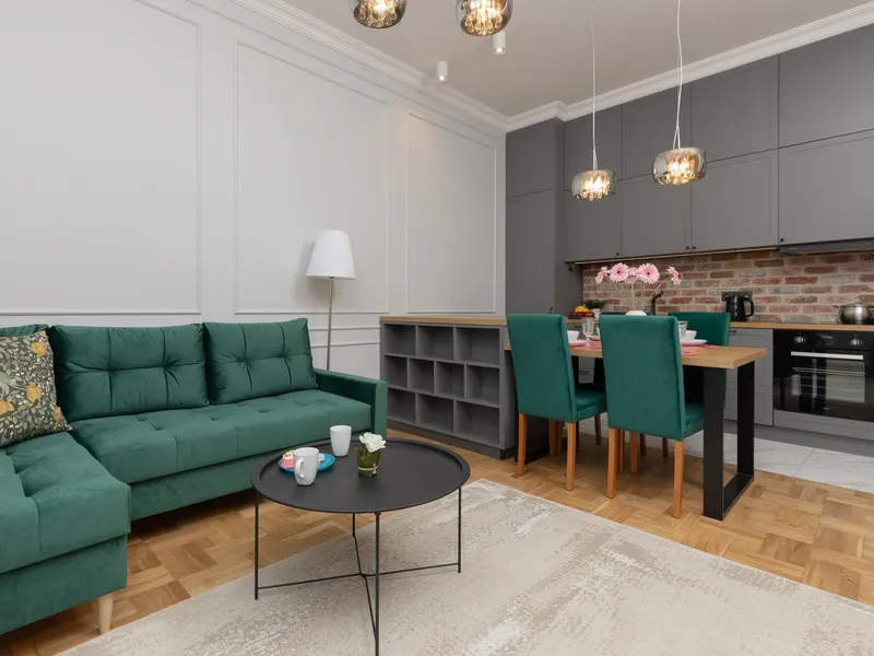 Spacious Apartment | Two Separate Bedrooms – photo 1