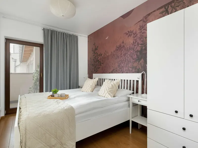 Geräumige Wohnung | Terrasse, Klimaanlage, Arbeitsraum – Foto 3