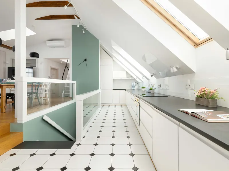 Geräumige Wohnung | Terrasse, Klimaanlage, Arbeitsraum – Foto 4