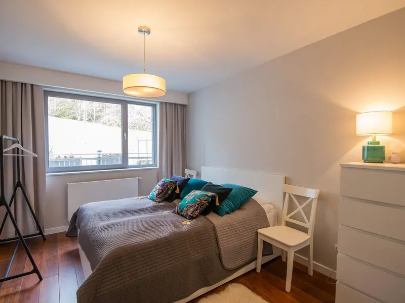 Bright Apartment with a View | Parking – photo 4