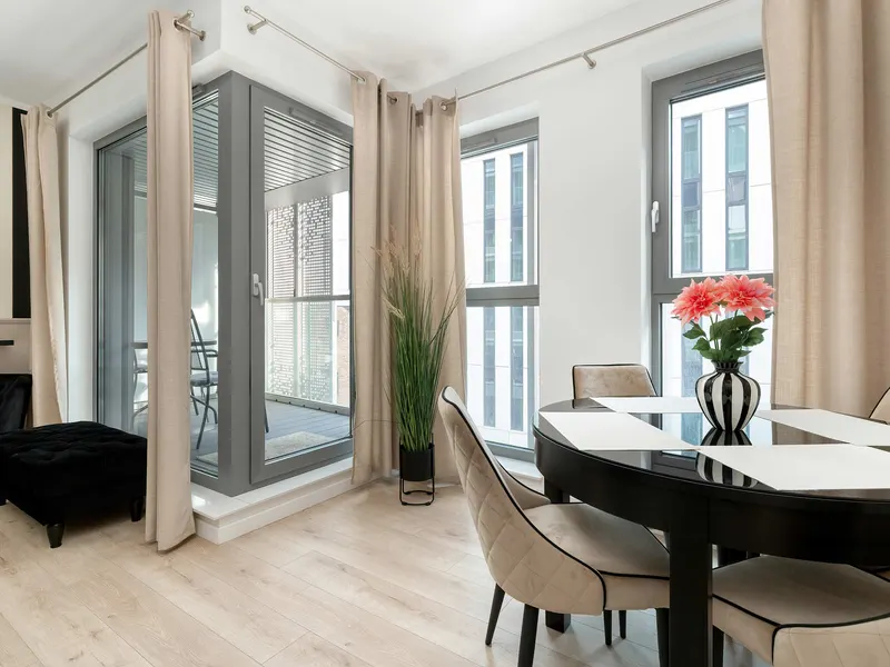 Eleganckie Studio z Balkonem | Wyspa Spichrzów – zdjęcie 5