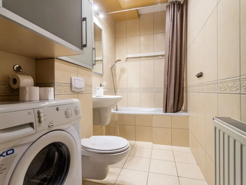 Geräumige Wohnung mit Garten | Pool, Spa und Parkplatz – Foto 4