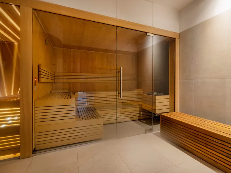 Bright Apartment with 2 Balconies | Access to Pool and Sauna – photo 4