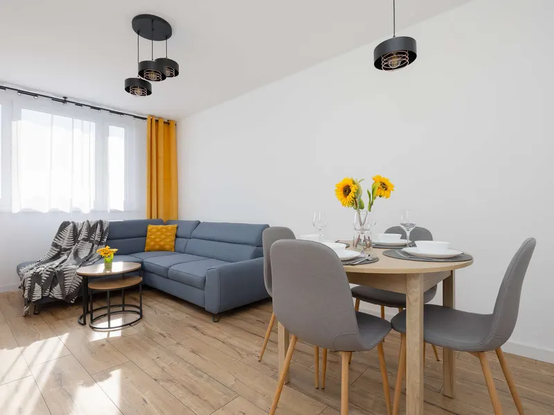Przytulny Apartament | Klimatyzacja i Miejsce do Pracy – zdjęcie 1