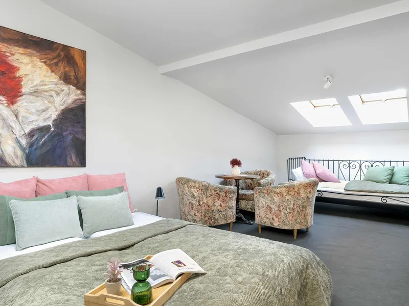 Zweistöckige Wohnung im Zentrum | Klimaanlage | Arbeitsraum – Foto 2