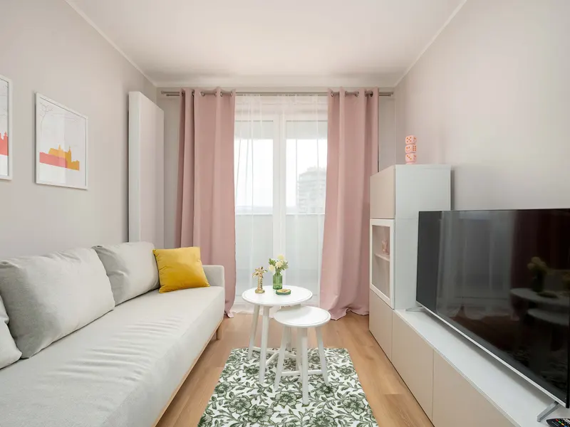 Stylowy Apartament dla 4 osób | Balkon, Pralka z Suszarką – zdjęcie 4