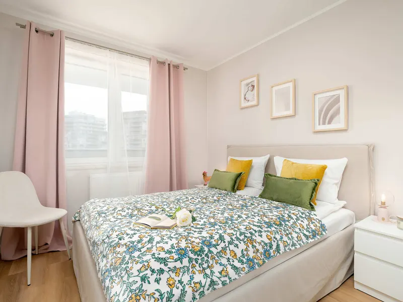 Stylowy Apartament dla 4 osób | Balkon, Pralka z Suszarką – zdjęcie 2