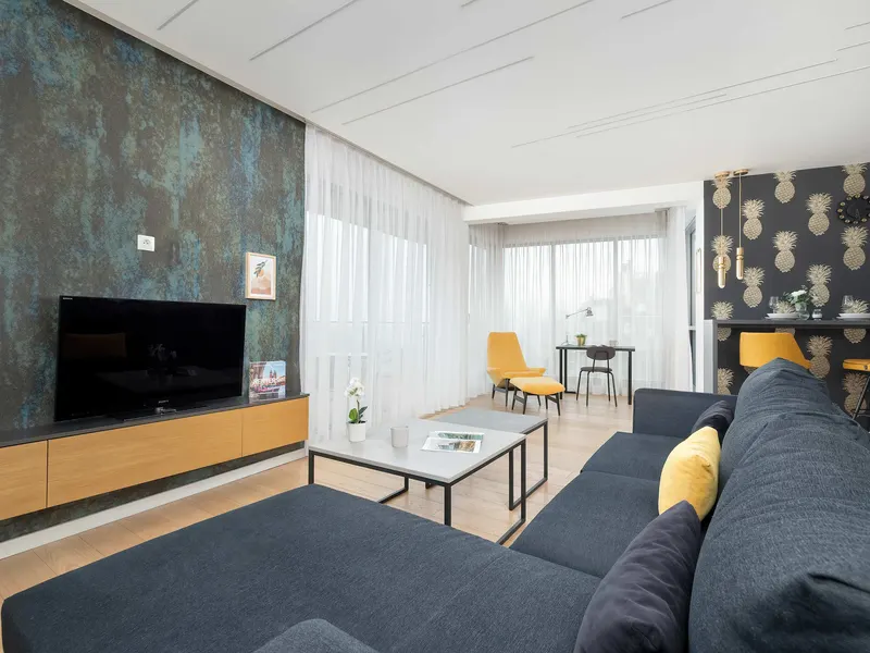 Spacious Apartment with a Balcony | Garage | Close to Kazimierz – photo 2