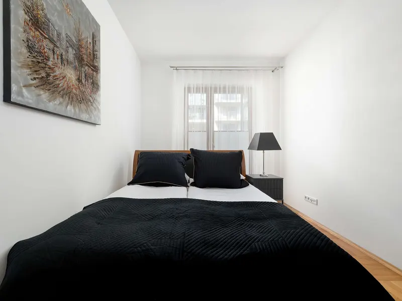 Geräumige Wohnung | 2 Schlafzimmer | Parkplatz | Balkon – Foto 3