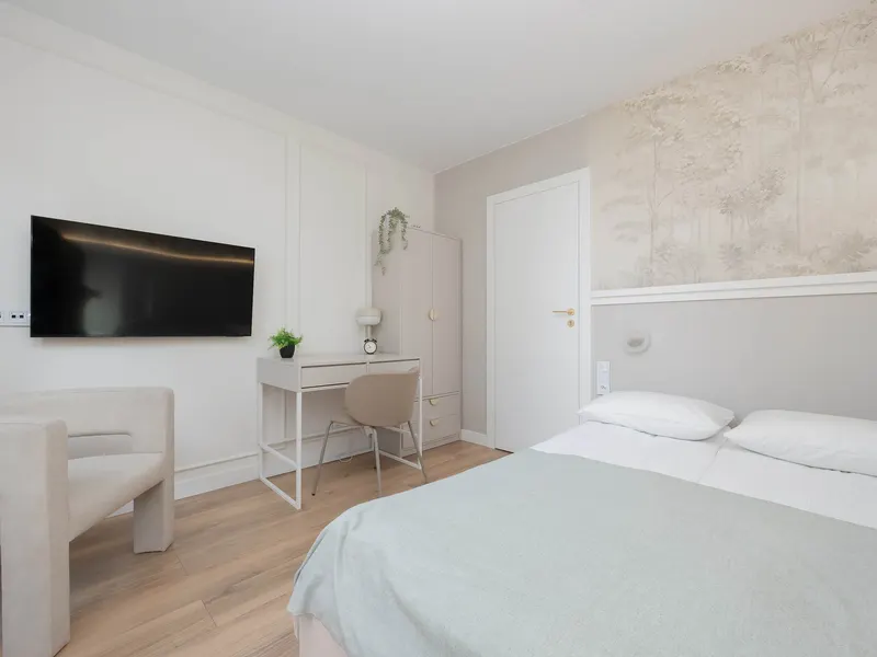 Przestronny Apartament | 4 Sypialnie | Blisko Centrum – zdjęcie 2