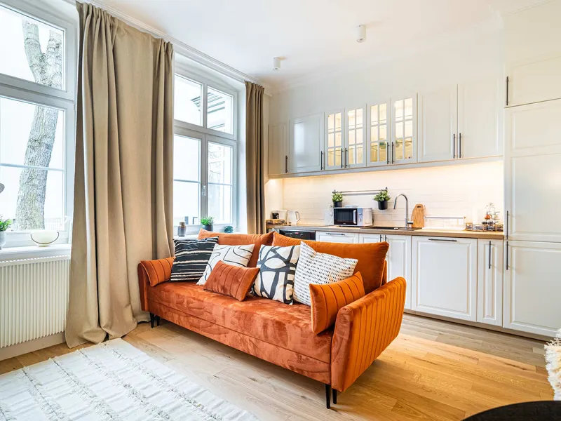 Przestronny Apartament | Blisko Plaży i Molo | Parking – zdjęcie 1