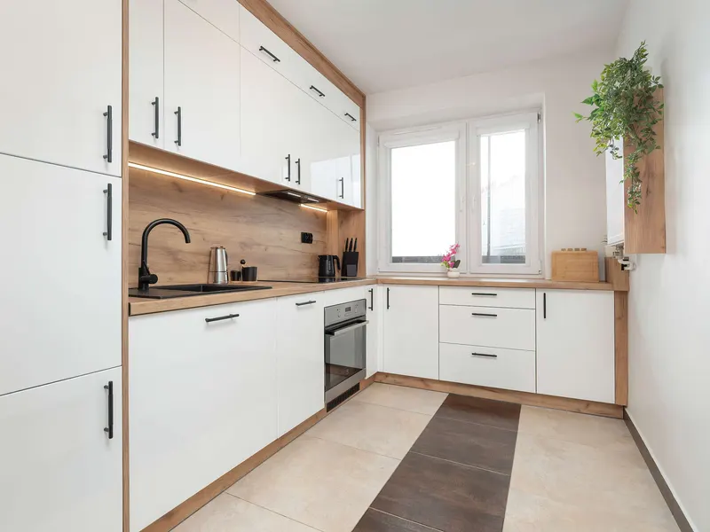 Rodzinny Apartament w Centrum | 3 Sypialnie i Klimatyzacja – zdjęcie 4