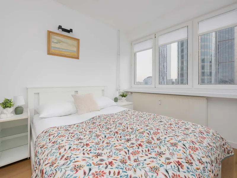 Stylish Apartment in the Center | View of the Palace of Culture and Science – photo 2