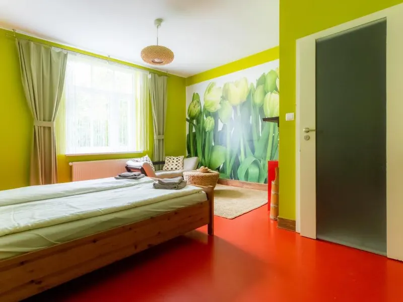 Colorful Studio | Close to the Beach, Place to Work – photo 2