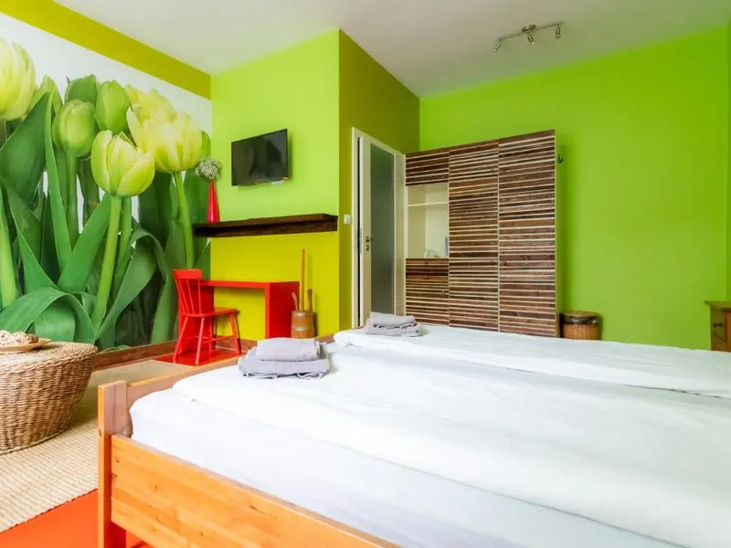 Colorful Studio | Close to the Beach, Place to Work – photo 3
