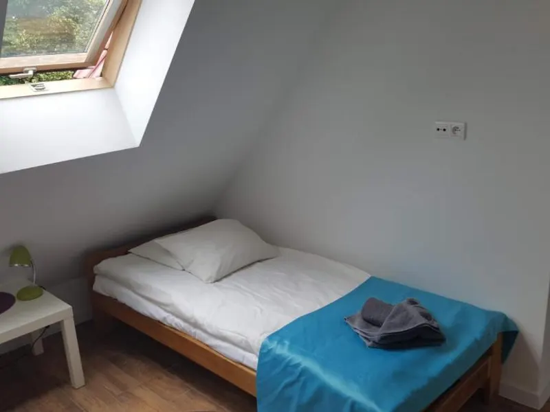Gemütliches Studio im Dachgeschoss | Nähe Strand und Bahnhof – Foto 1