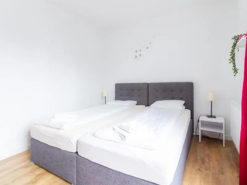 Bright Apartment in Sopot | Balcony and Workspace – photo 1