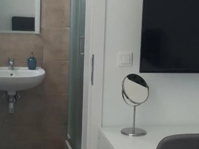 Stylish Studio in Sopot | Close to the Beach and a Place to Work – photo 4