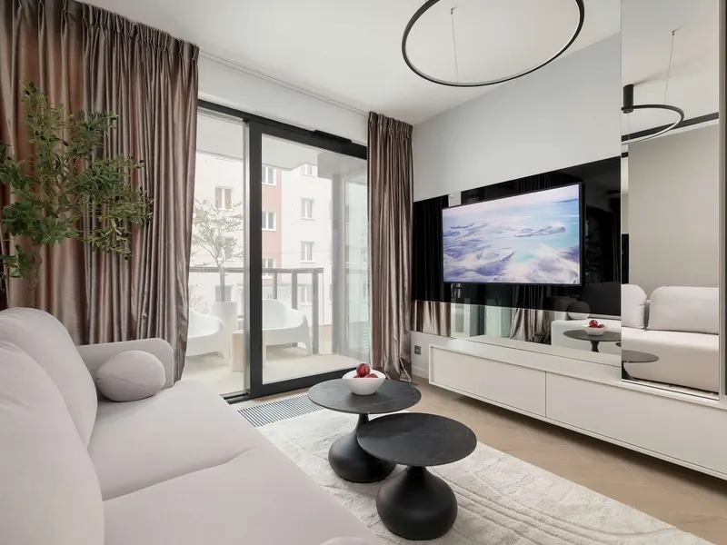 Elegant Apartment in Szczecin | Parking and Balcony – photo 4