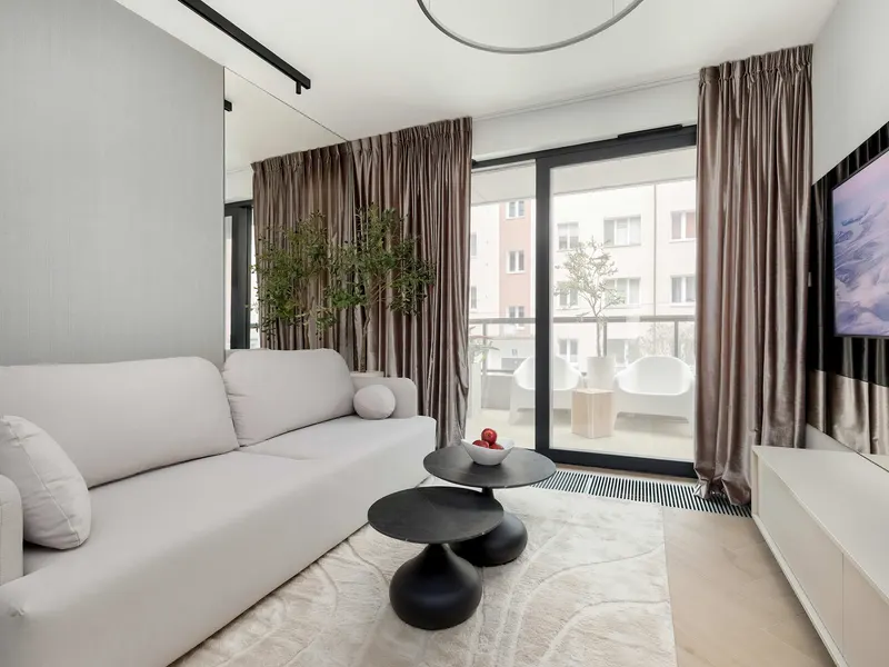 Elegant Apartment in Szczecin | Parking and Balcony – photo 1