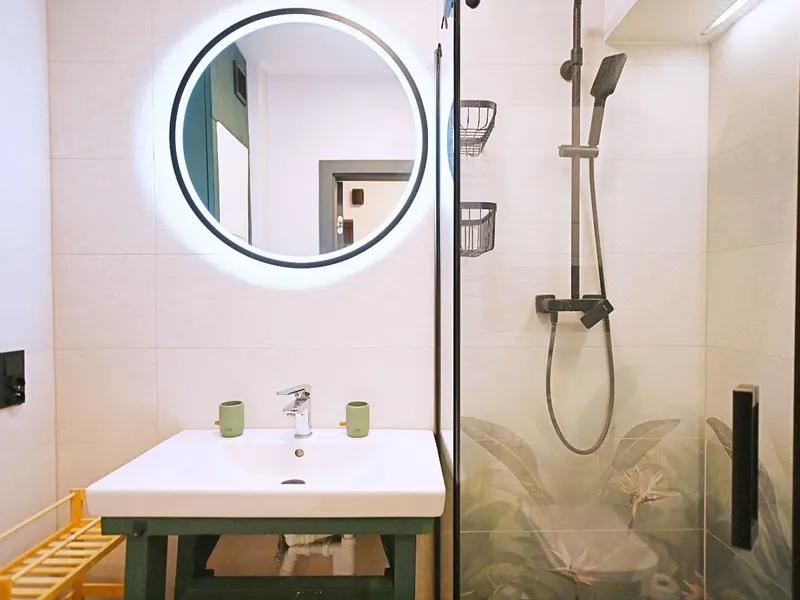Stylowy Apartament w Sopocie | Miejsce do Pracy – zdjęcie 4