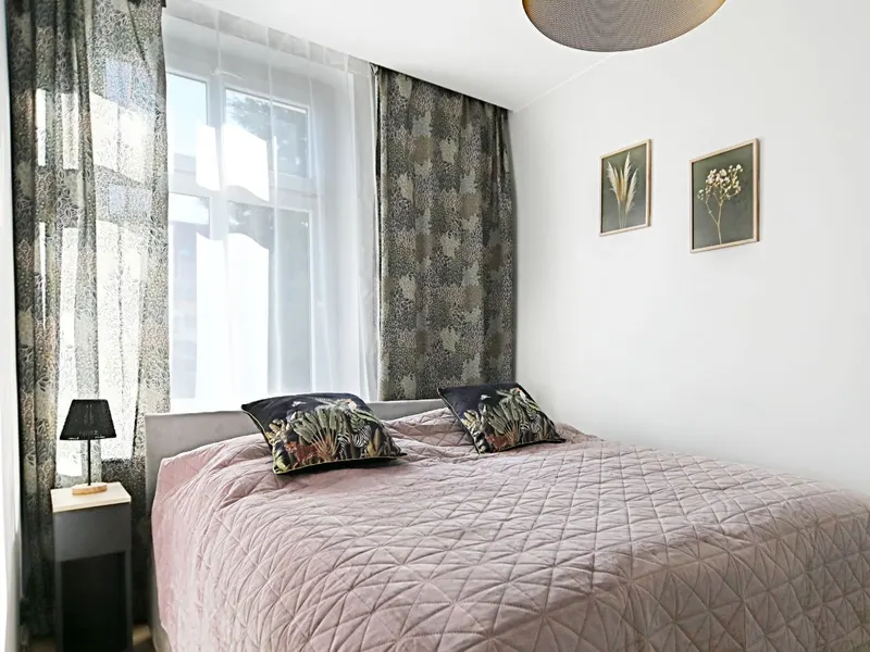 Stylowy Apartament w Sopocie | Miejsce do Pracy – zdjęcie 2