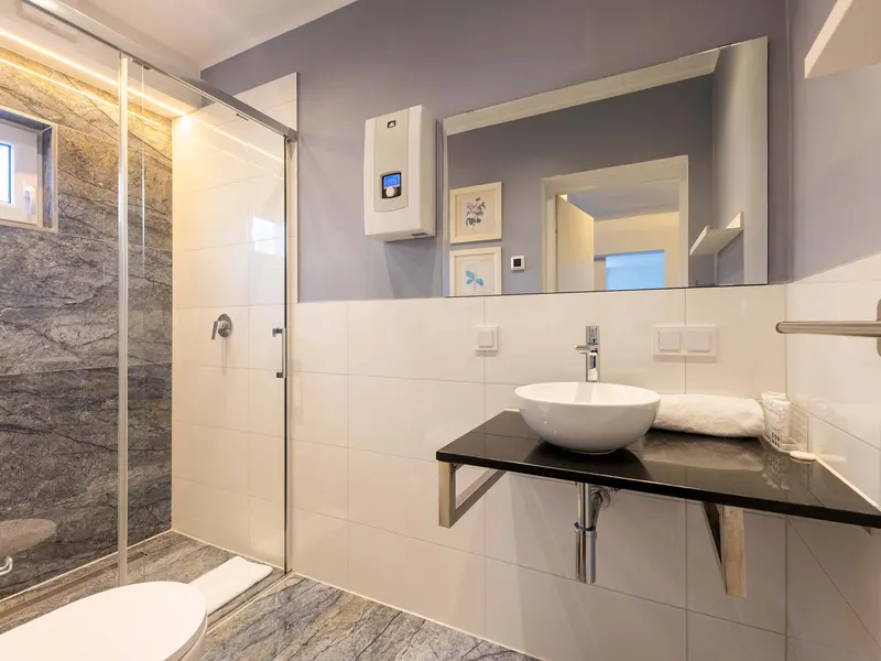 Apartament z 2 Sypialniami | Blisko Plaży, Biurko do Pracy – zdjęcie 4
