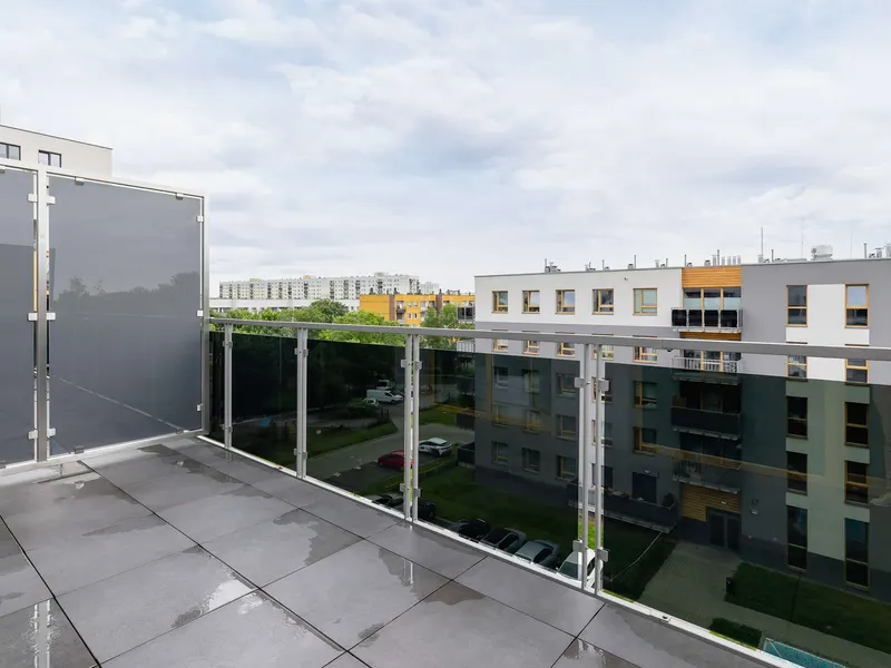 Stilvolle Wohnung mit Balkon | Parkplatz, nahe dem Park – Foto 4