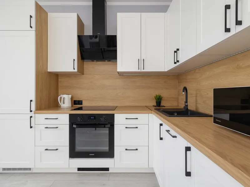 Stilvolle Wohnung mit Balkon | Parkplatz, nahe dem Park – Foto 3