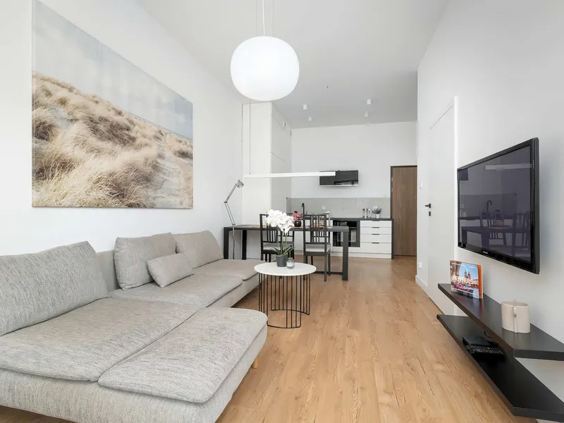 Modernes Apartment mit Garten | Privatparkplatz – Foto 1