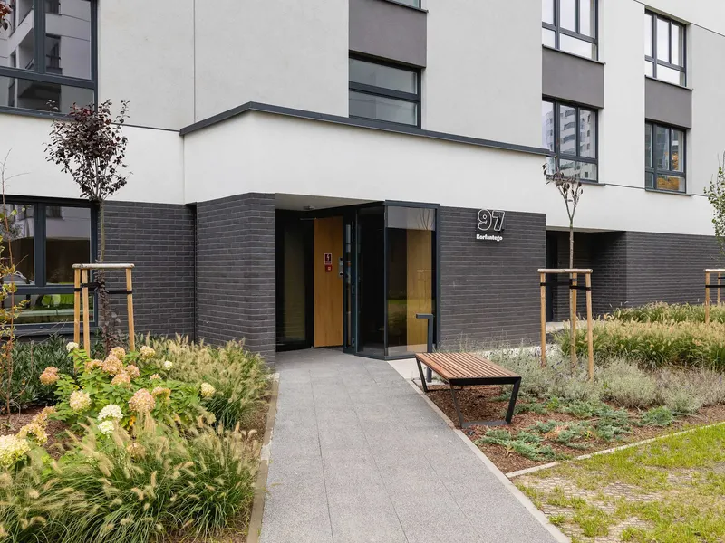 Klimatisierte Wohnung mit Balkon | Parken, Parknähe – Foto 5