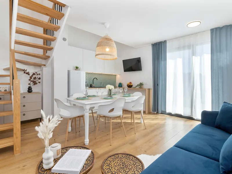 Geräumige Wohnung für 10 Personen | Schwimmbad, Sauna, Parkplatz – Foto 2