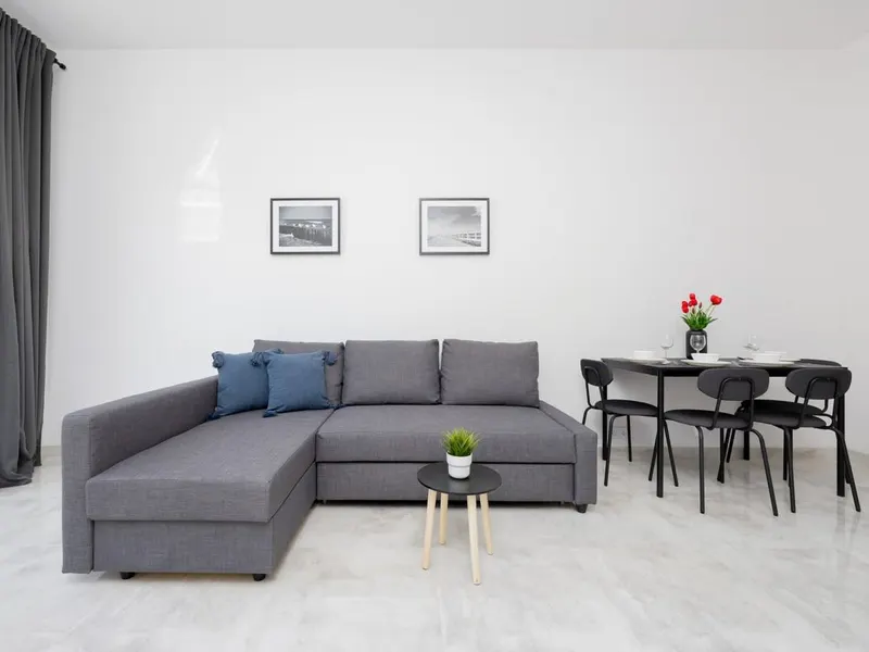Functional Apartment for 4 Persons | Parking and Work Space – photo 1