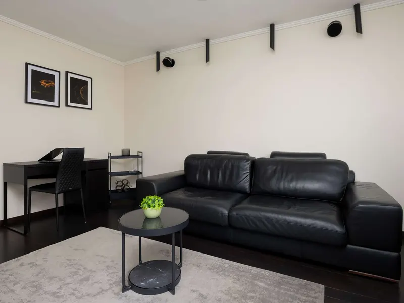 Gemütliches Apartment | Balkon und Arbeitsraum – Foto 1
