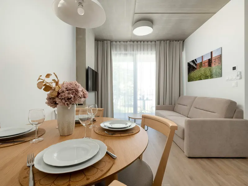 Prestiżowy Apartament | Parking, Balkon i Klimatyzacja w Centrum – zdjęcie 5